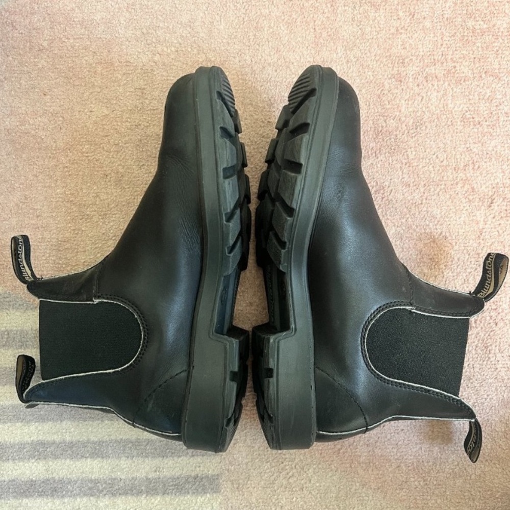 Blundstones | Women’s original Chelsea boot | Black | Size 7